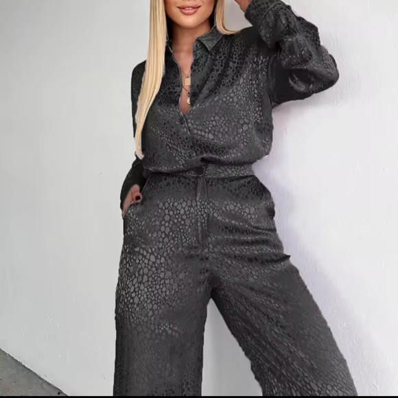 Elegant Loose Straight Pants Outfits - Picture 7 of 7